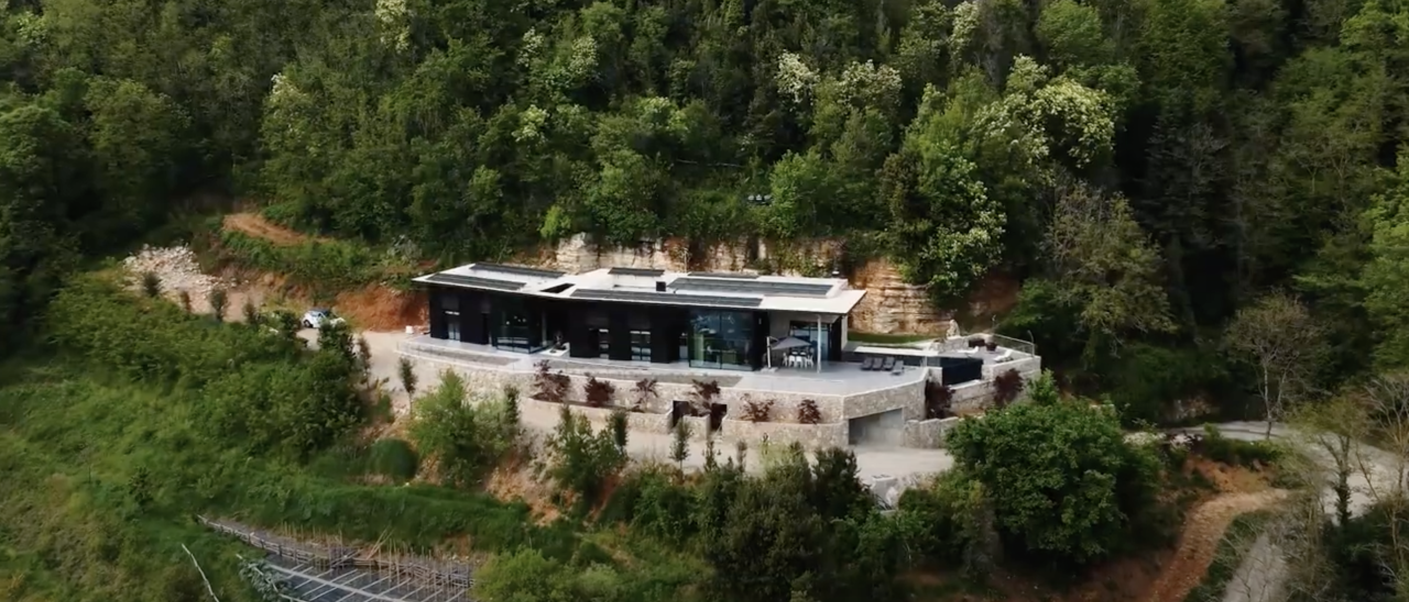 Copertina video Sapiens - Intervista progetto Casa nel Bosco